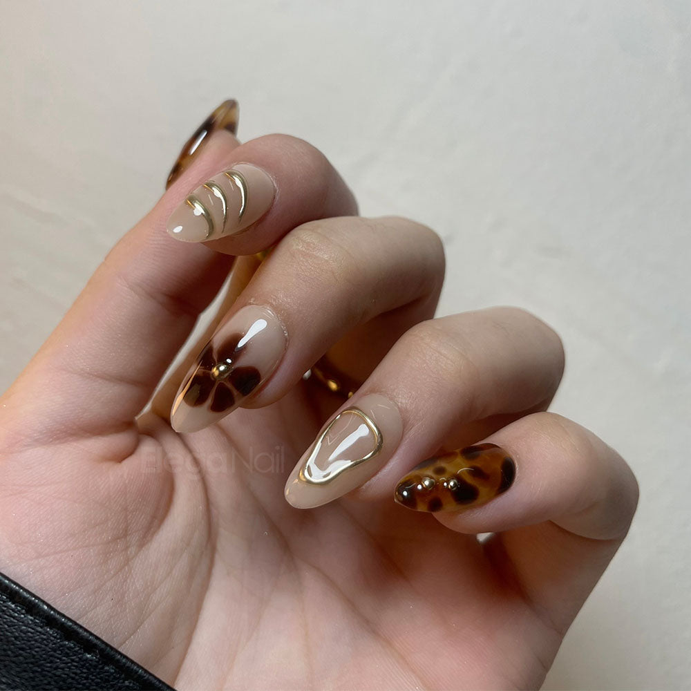 Nude Tiger/تايجر نيود